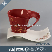 Tazas de té impresas de encargo respetuosas del medio ambiente de cerámica del drinkware rojo del precio al por mayor de la venta superior